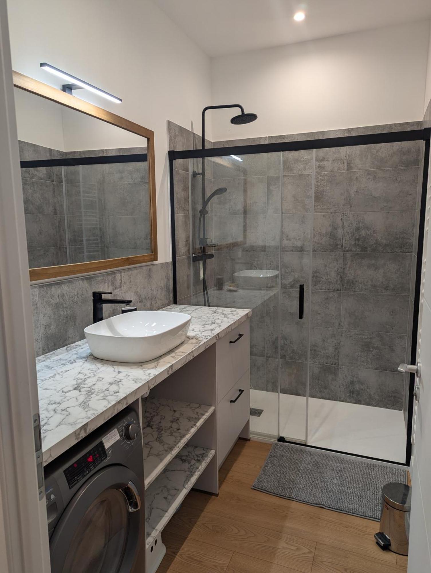 Beau 3 Pieces Climatise Vue Canal Idealement Situe Centre Ville سُت المظهر الخارجي الصورة